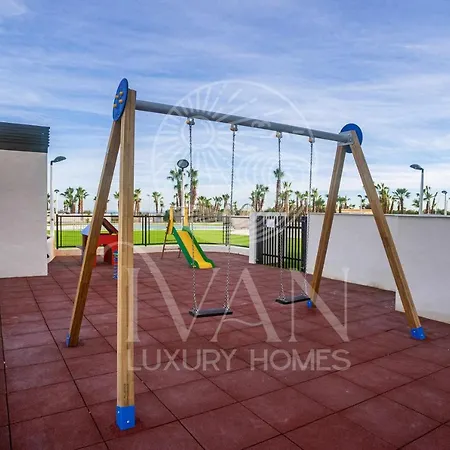 Casa Ralf Ivan Luxury Homes 9ªpta Sur 1ªlinea Apartment